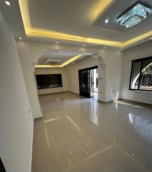 شقة 4 غرف 220م طابق أرضي للإيجار في الجندويل - 4