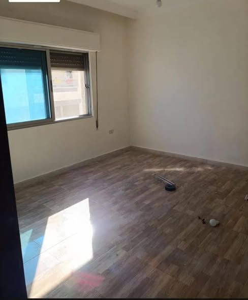 شقة 3 غرف 150م طابق ثالث للإيجار في الجبيهة أم زويتينة - 4