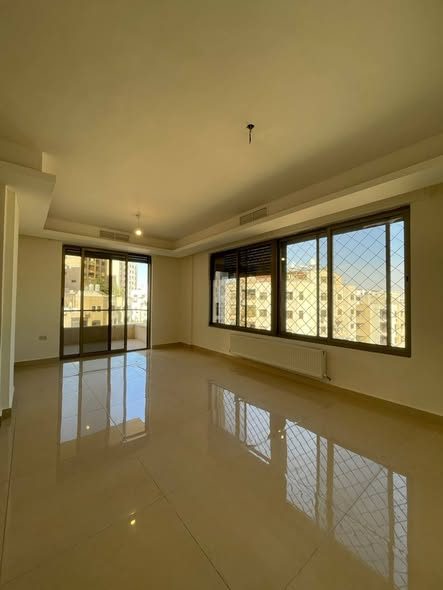 شقة فاخرة للإيجار في خلدا – 220م² - 2