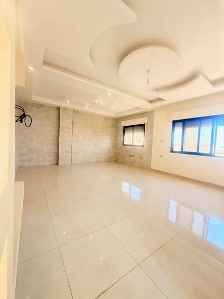 طابق أرضي 150م بمنطقة طارق - تقسيط مريح - 4