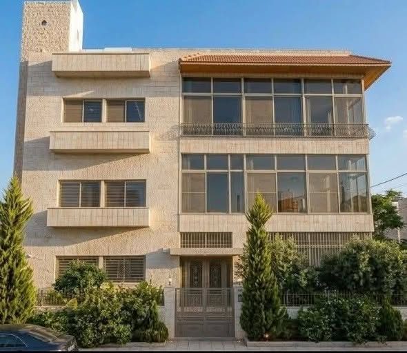 عمارة استثمارية في الشميساني بمساحة 747م