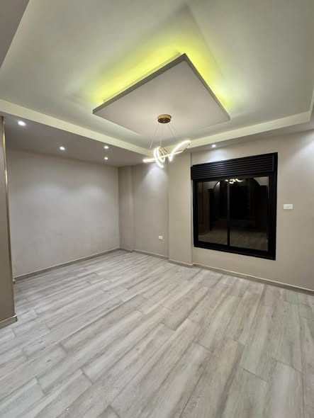 شقة فخمة للإيجار في الحي الشرقي - 160م - 2