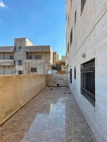 شقة أرضية فاخرة للبيع في عين الباشا - حوض الخرشا - 3
