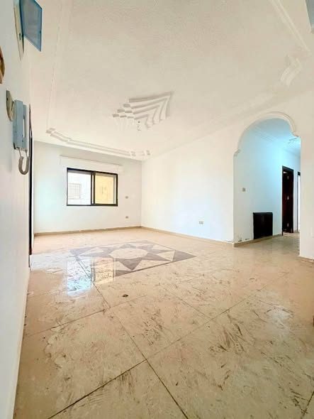 شقة فاخرة 150م في طبربور مع مصعد وكراج - 4