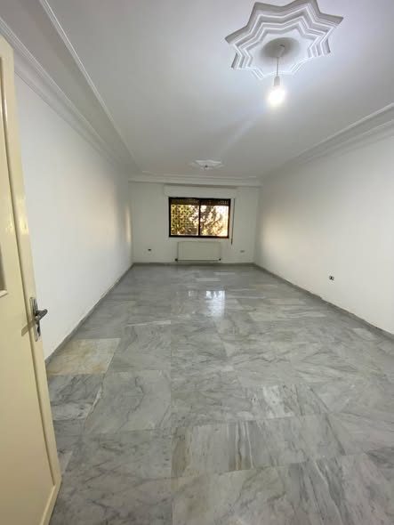 شقة واسعة للإيجار في مرج الحمام بإطلالة مريحة - 4