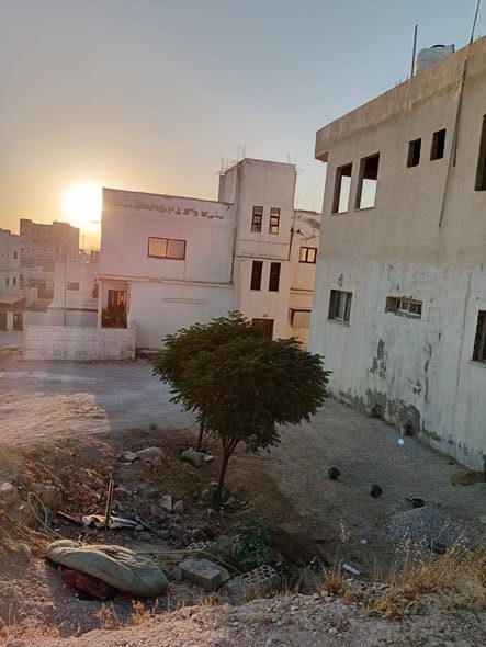 بيت مستقل للبيع في بداية الفيصلية – موقع مميز وقوشان مفروز - 2