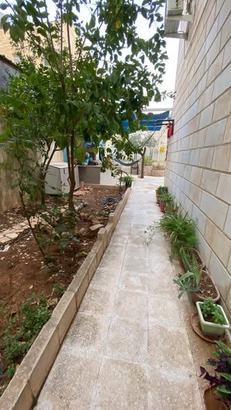 شقة فاخرة شبه أرضي في الجاردنز مع حديقة خاصة