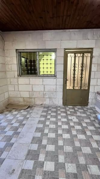 شقة شبه أرضية للإيجار في مرج الحمام - 3