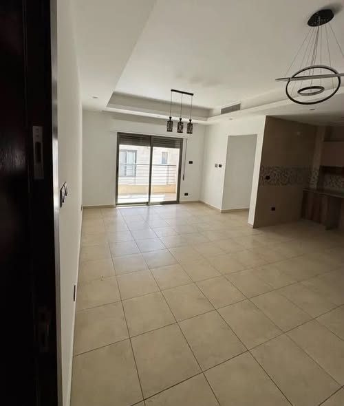 شقة فاخرة للإيجار في السابع - 120م - 2