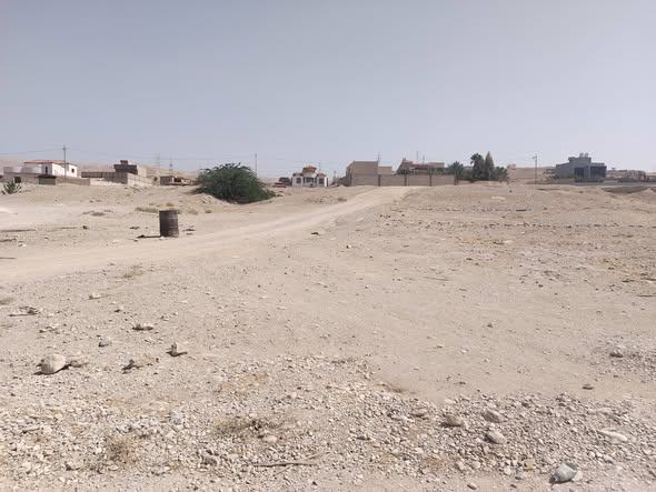 أرض مميزة بإطلالة ساحرة في الشونة الجنوبية