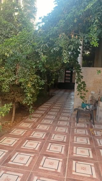 بيت شبه مستقل للإيجار في الراهبات الورديه، إربد - 5