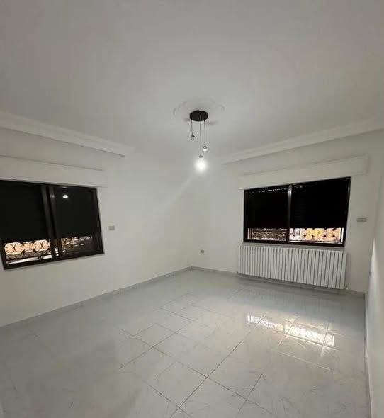 شقة 4 غرف 220م طابق أرضي للإيجار في الجندويل - 5