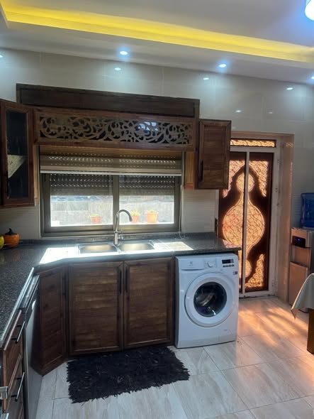 بيت حديث للبيع في جريبا - مساحة 400م² - 2