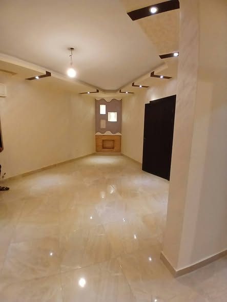 شقة حديثة للإيجار في ضاحية الرشيد - 150م - 4