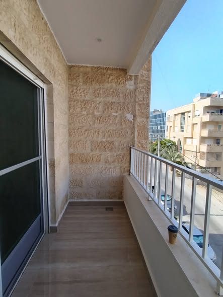 شقة استثمارية للبيع في الجاردنز - تجديد كامل وموقع حيوي - 3
