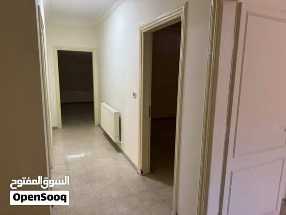 شقة واسعة للإيجار في ضاحية الرشيد - خلف الجامعة الأردنية - 4