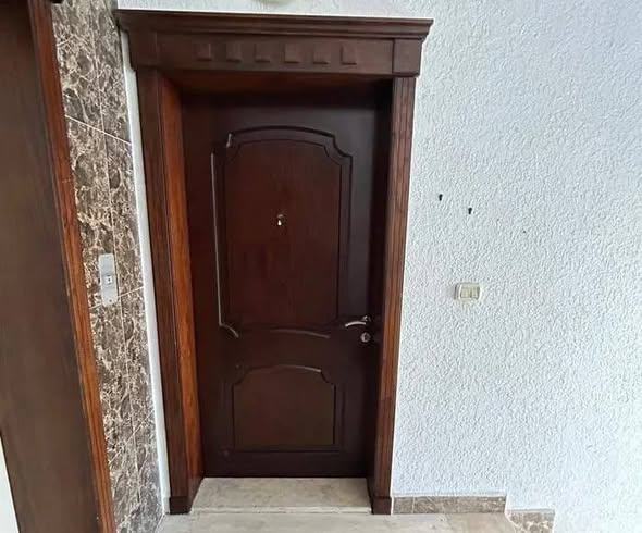 شقة 3 غرف 160م طابق ثاني للإيجار في الكرسي