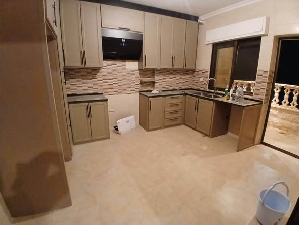 شقة فاخرة لم تسكن للإيجار في ضاحية الرشيد - 5