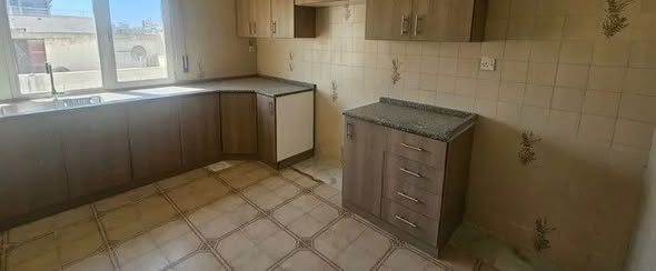 شقة مميزة للإيجار في الجبيهة - 4