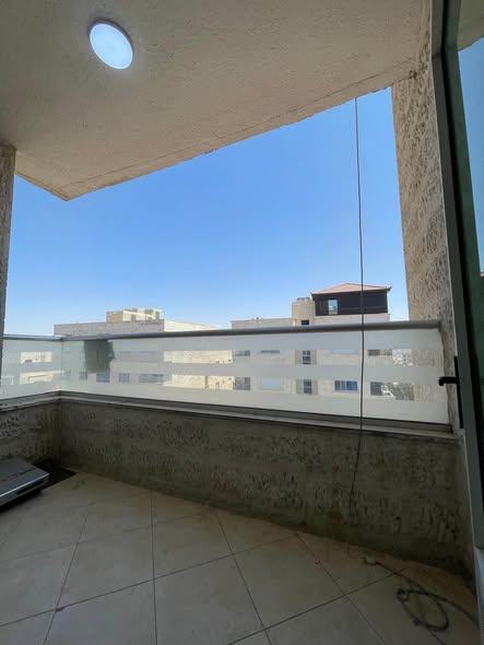 لقطة شقة للبيع في طبربور بسعر مميز