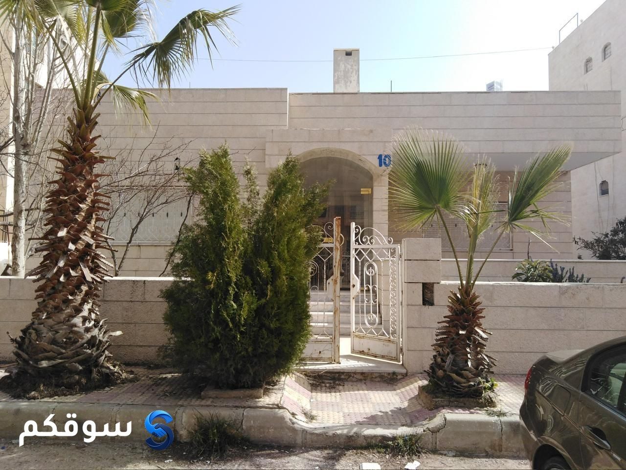 بيت مستقل للبيع في عرقوب خلدا