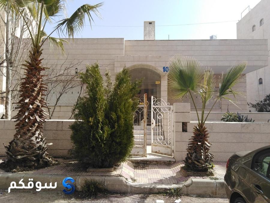 بيت مستقل للبيع في عرقوب خلدا
