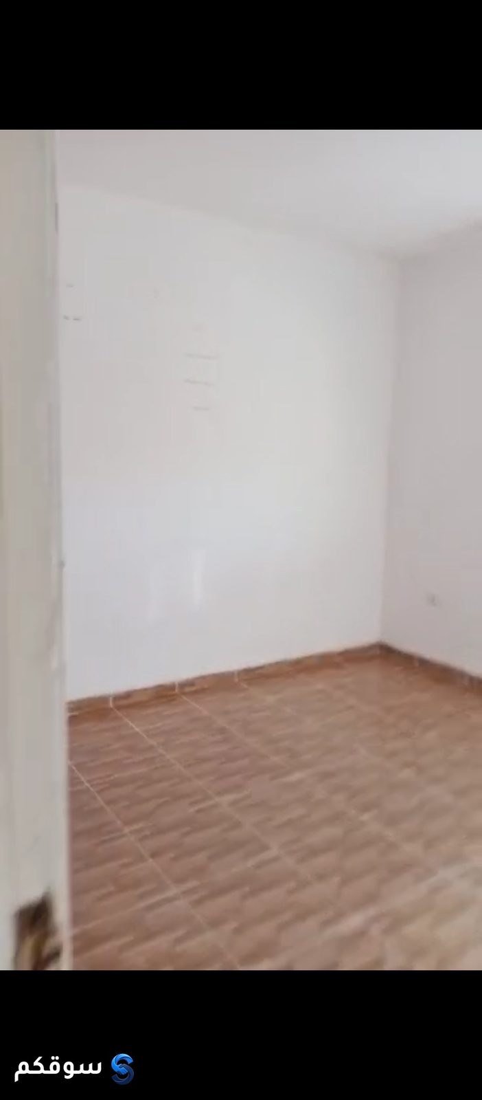 شقة للبيع في جبل الحسين في منطقة راقية بحي عدن - 2