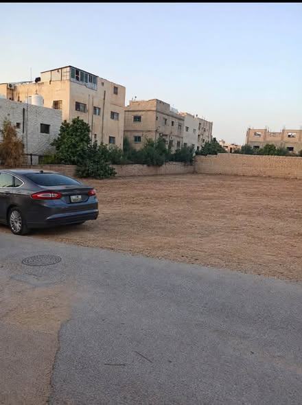 أرض دونم و200م مستوية للبيع في عين الباشا
