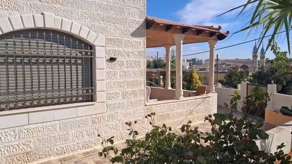 بيت مستقل بإطلالة مميزة في حسبان - ناعور - 3