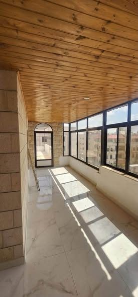 شقة 3 غرف 220م طابق ثالث للإيجار في الشميساني - 5