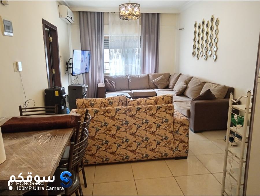 شقة في موقع مميز جانب مجدي مول شارع الجامعه