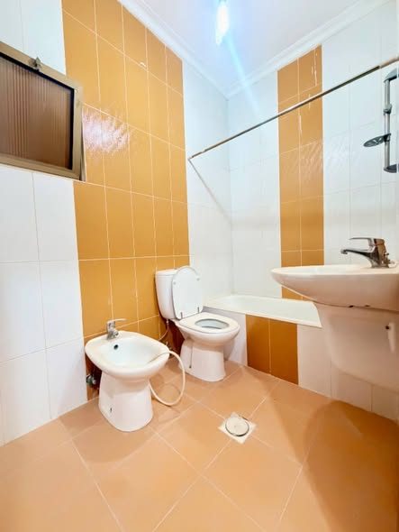 شقة سكنية مميزة في طبربور - فرصة لا تعوض - 4
